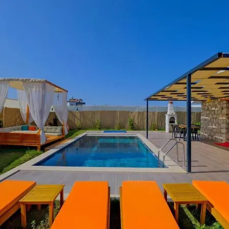 فيلة Private Pool With Jacuzzi For 4 People In Fethiye, Mugla - Awz 211